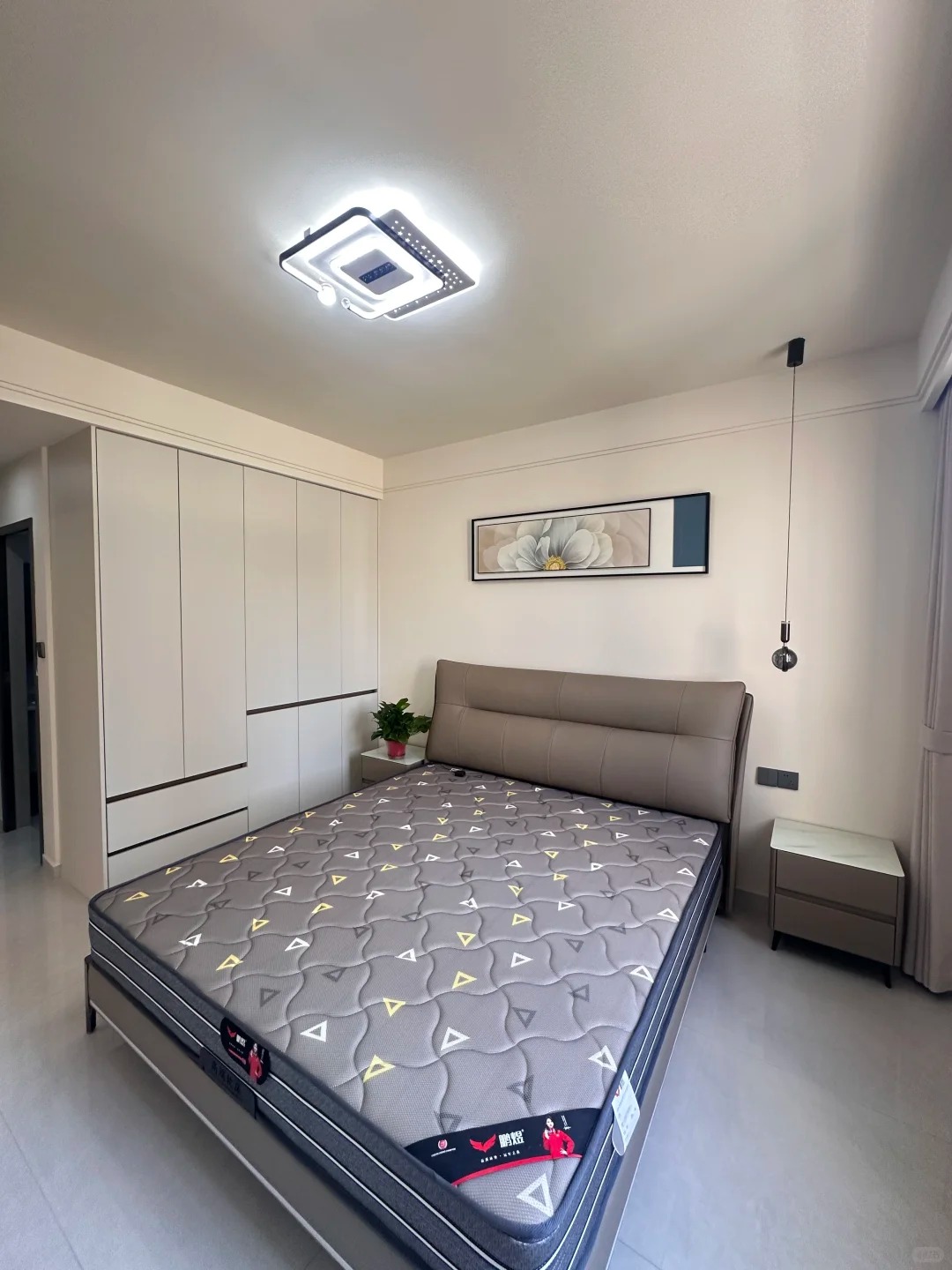 兴丰嘉园110㎡现代简约：清爽克制的空间焕新 配图 10