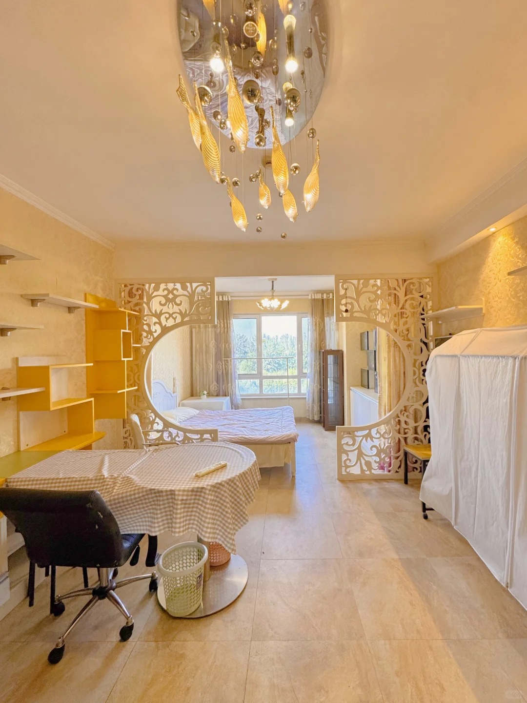 天宫院保利春天派47㎡一居：落地窗采光的小户型整装